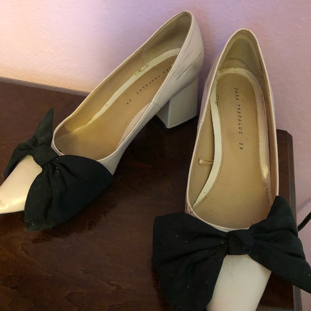 Shoes - Picture 3 of 8